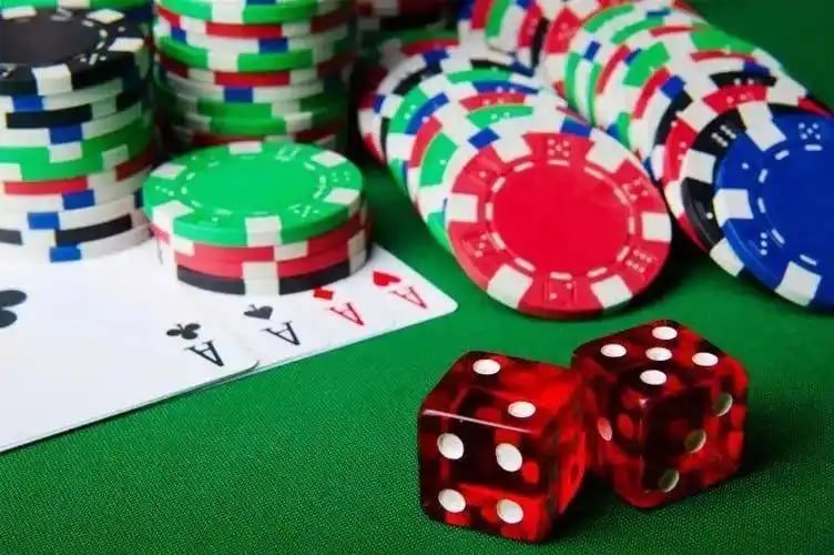 Dasbor promosi aplikasi bonsai 33 menampilkan cashback, bonus, dan acara khusus